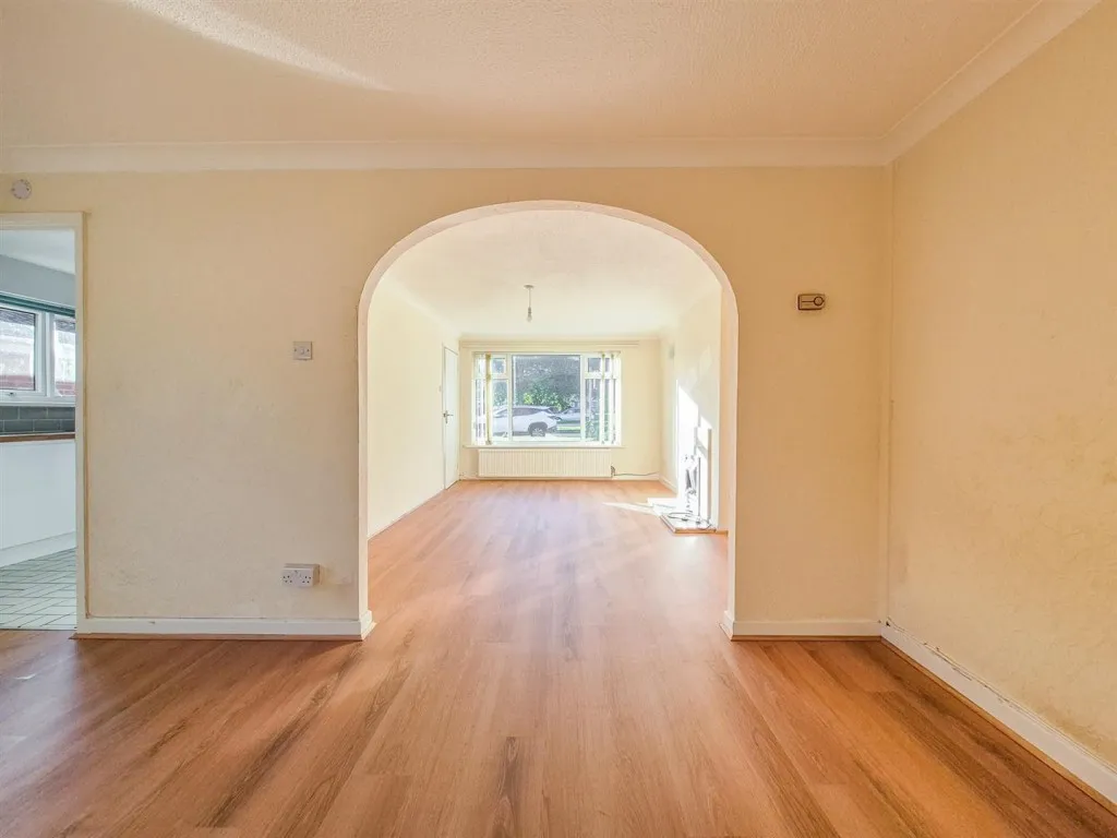 Frankby Road, Greasby, CH49, photo 7