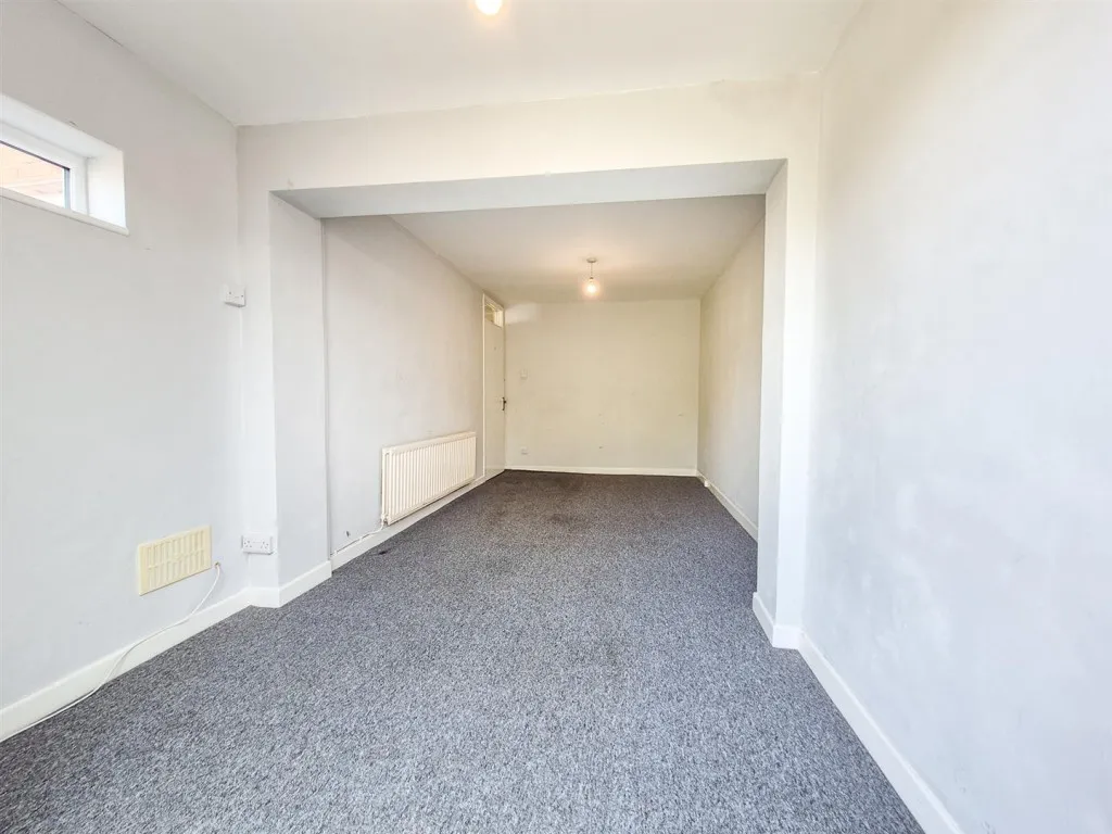 Frankby Road, Greasby, CH49, photo 15