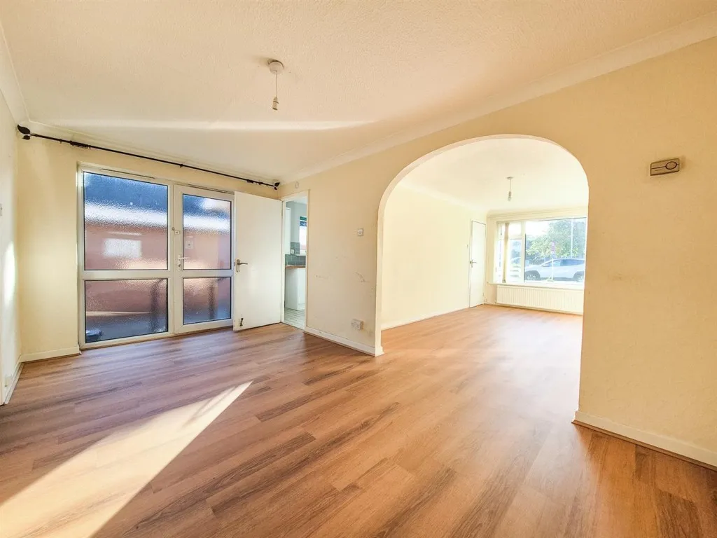 Frankby Road, Greasby, CH49, photo 5