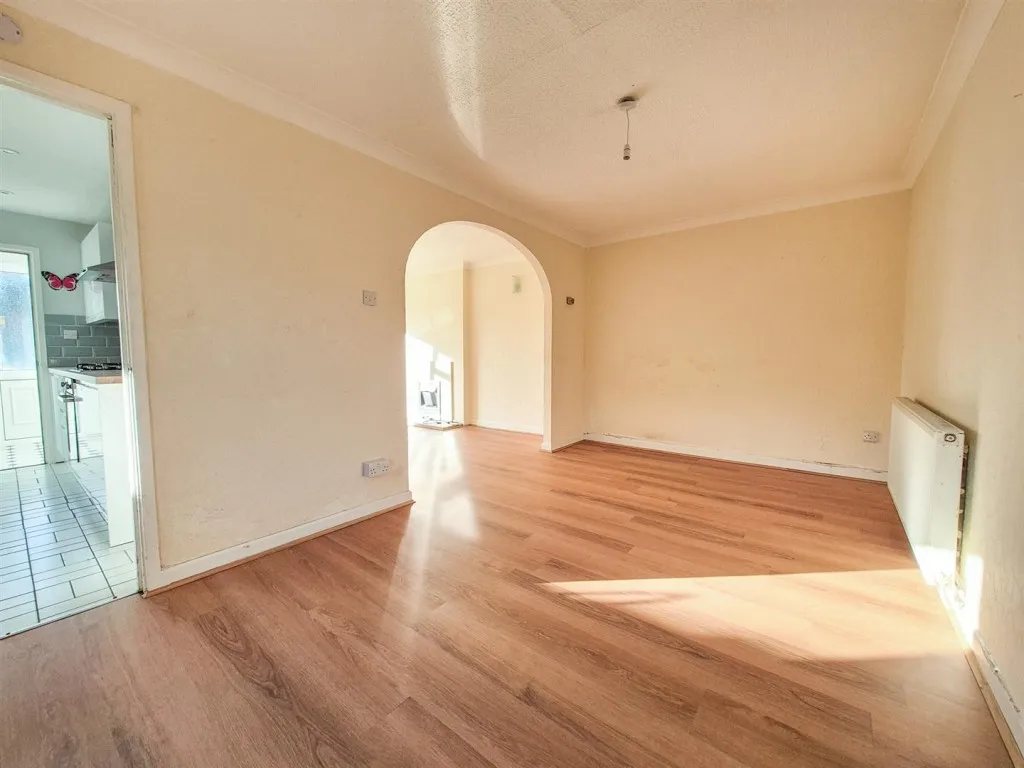 Frankby Road, Greasby, CH49, photo 6