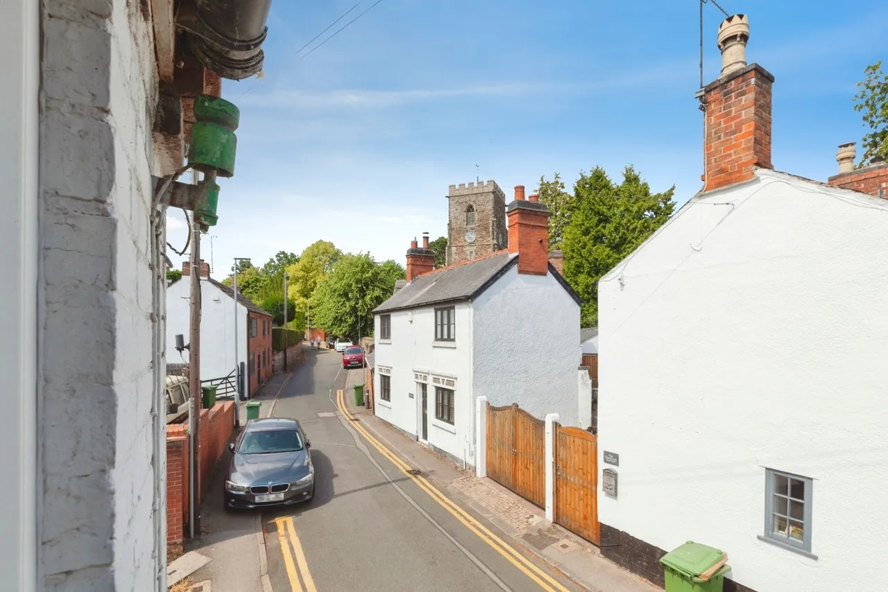 Church Lane, Leicester, LE19, photo 16
