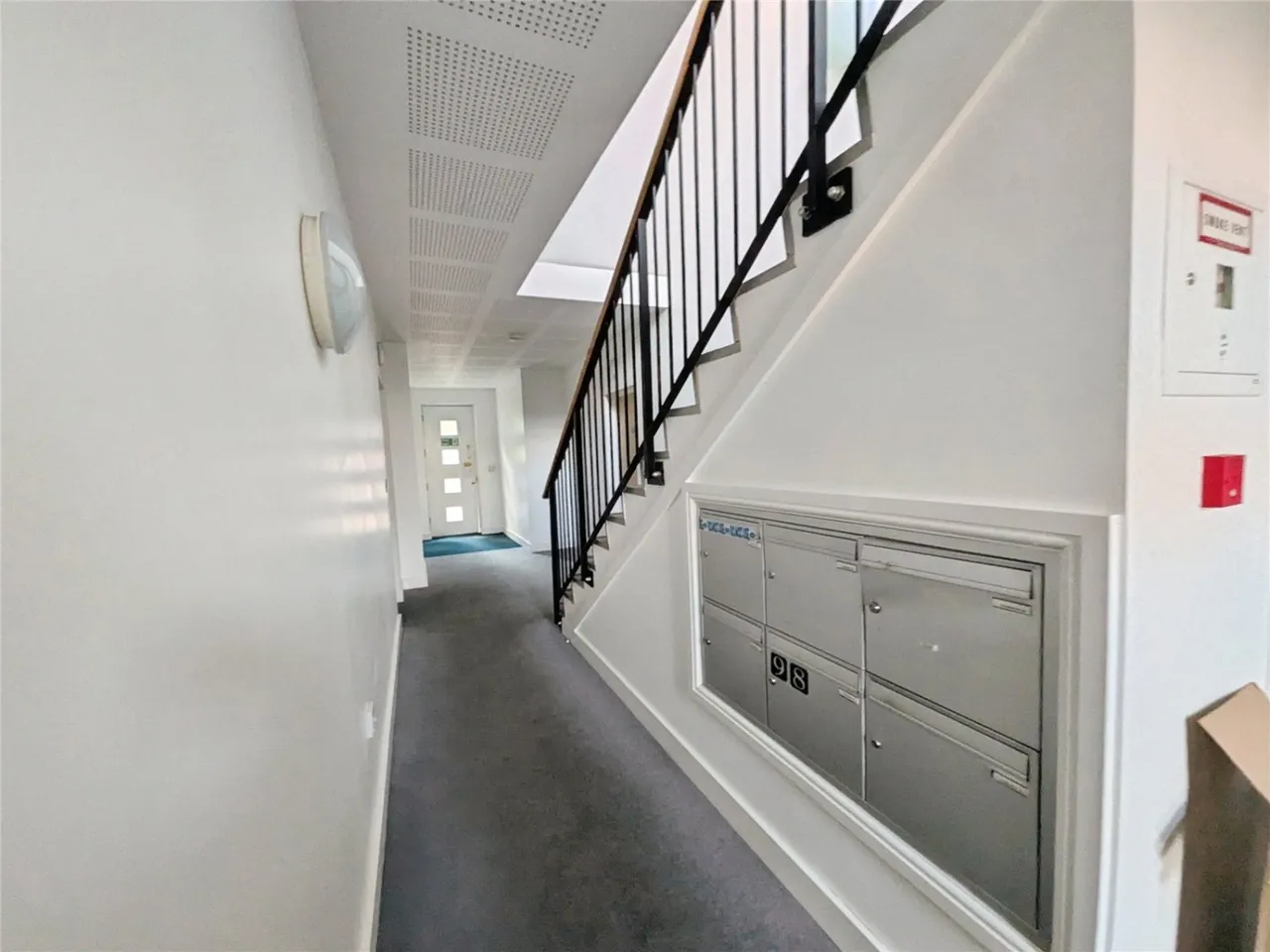 Lowbridge Walk, Bilston, WV14, photo 3