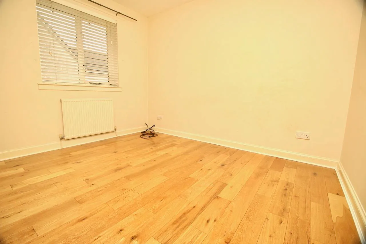 Glen Douglas Drive, Cumbernauld, G68 0DW, photo 16