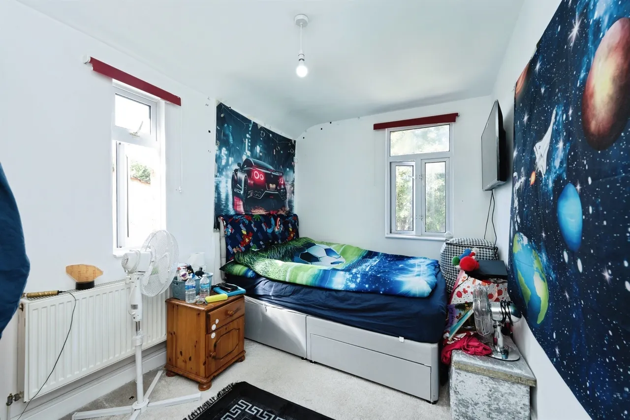 Benskin Road, Watford, WD18, photo 9