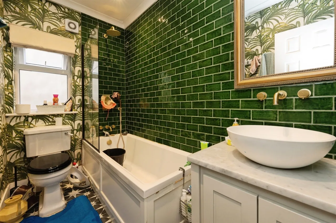 Benskin Road, Watford, WD18, photo 11