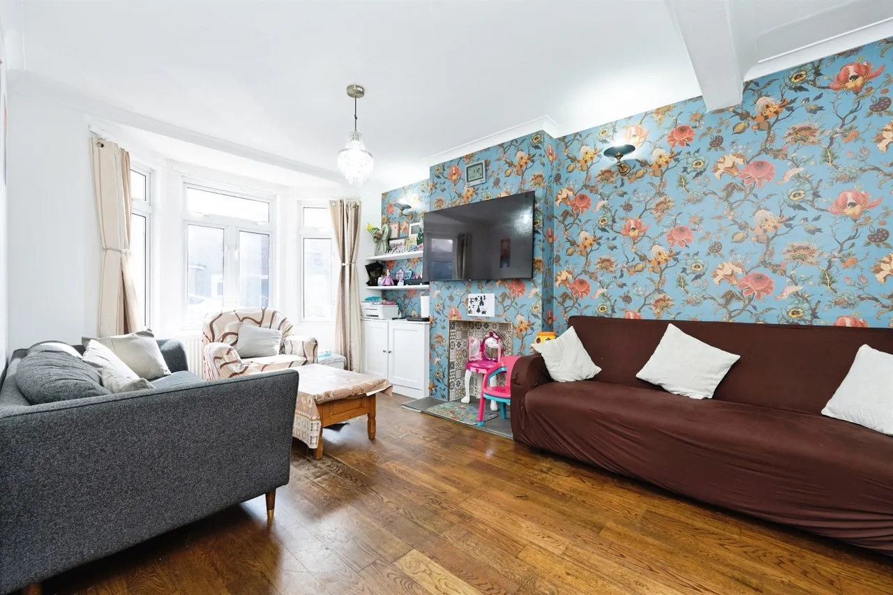 Benskin Road, Watford, WD18, photo 7