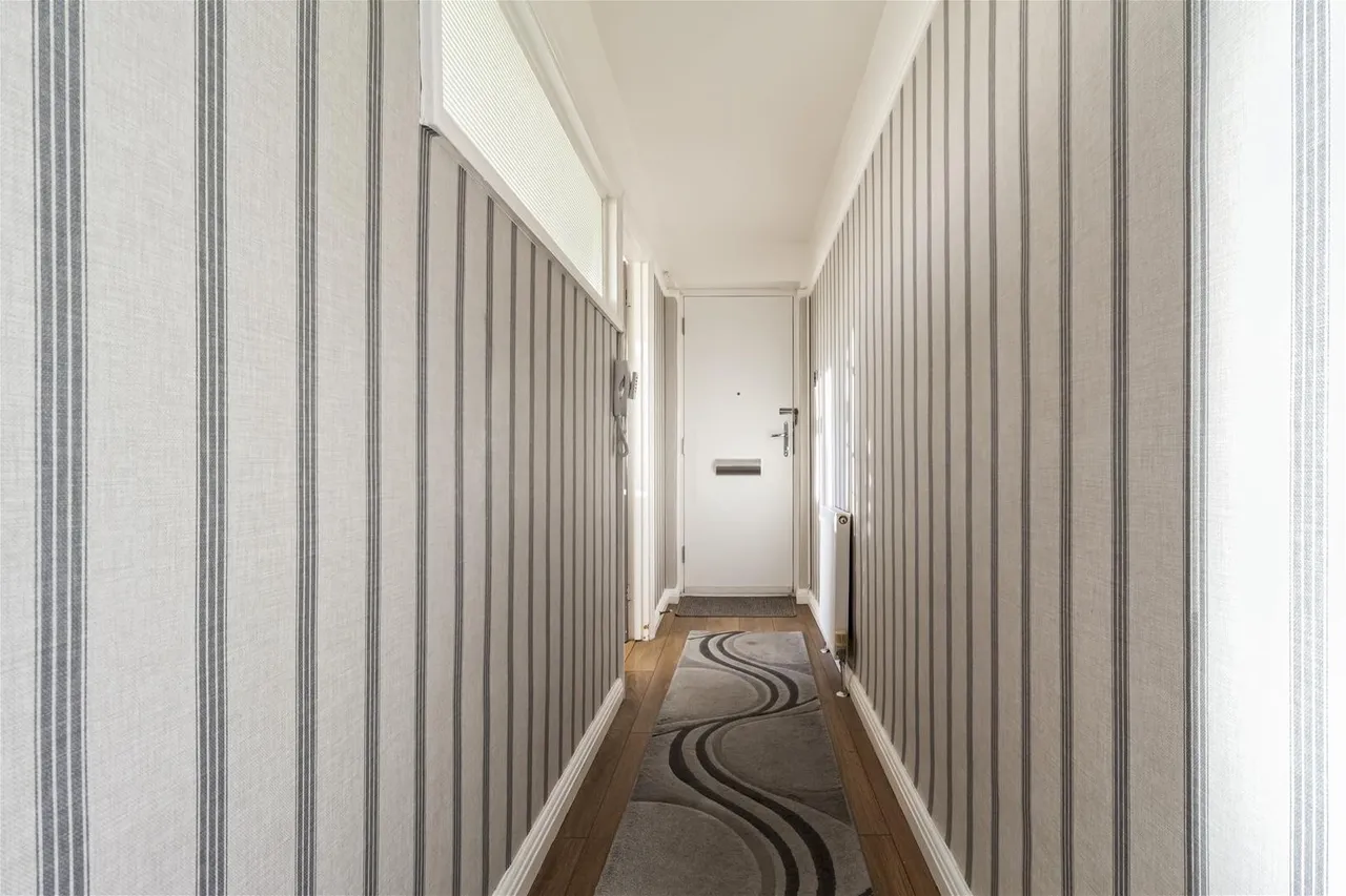 The Boulevard, Worthing, photo 12
