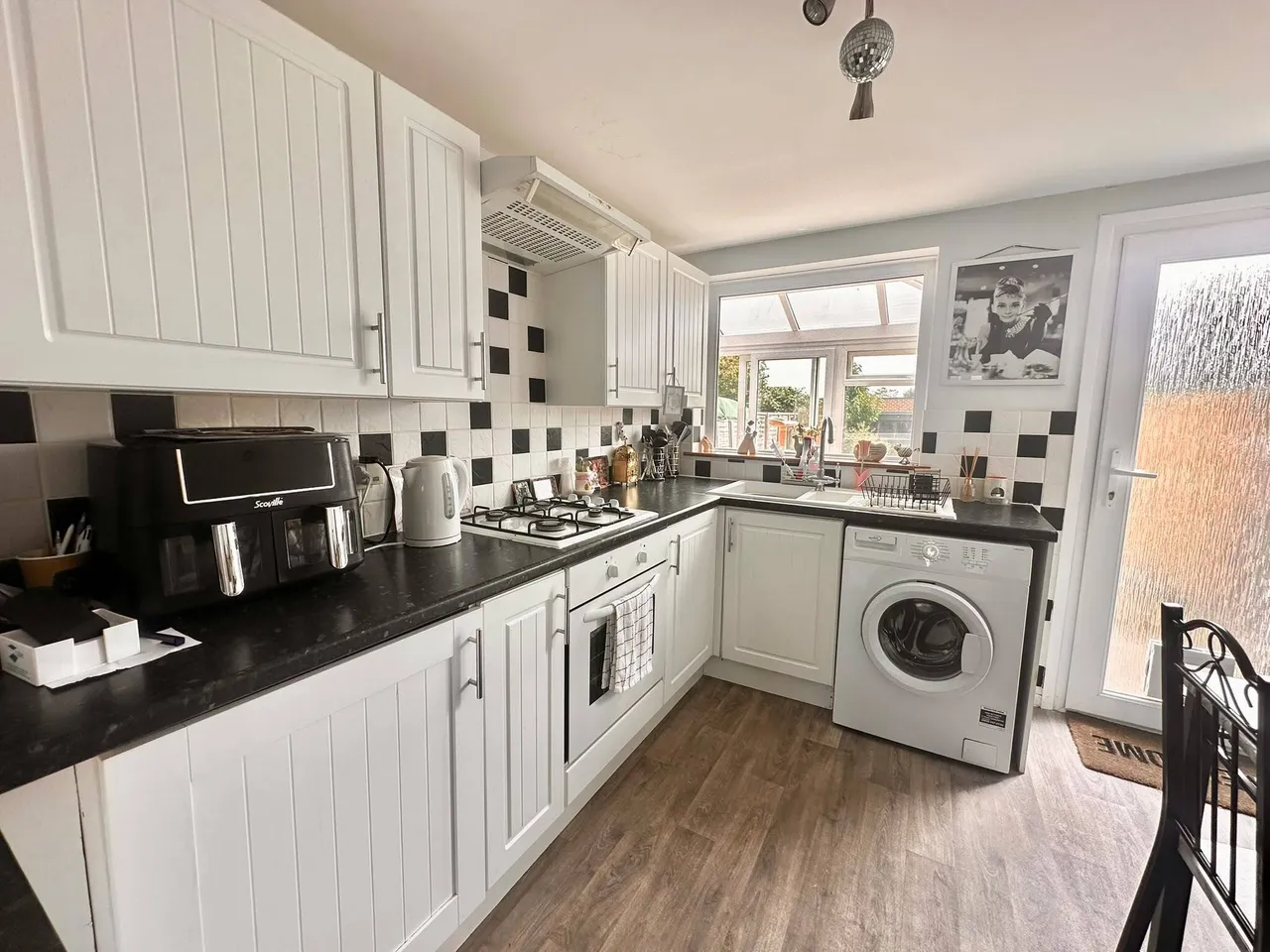 Marsden Road, Eastbourne, BN23, photo 5