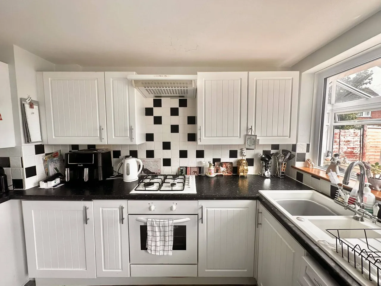 Marsden Road, Eastbourne, BN23, photo 3