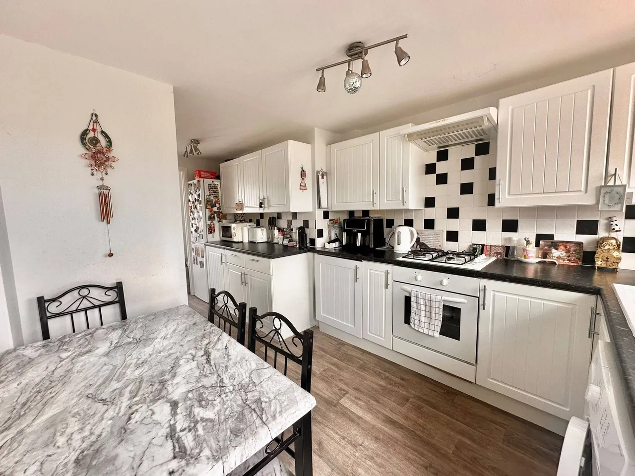 Marsden Road, Eastbourne, BN23, photo 4