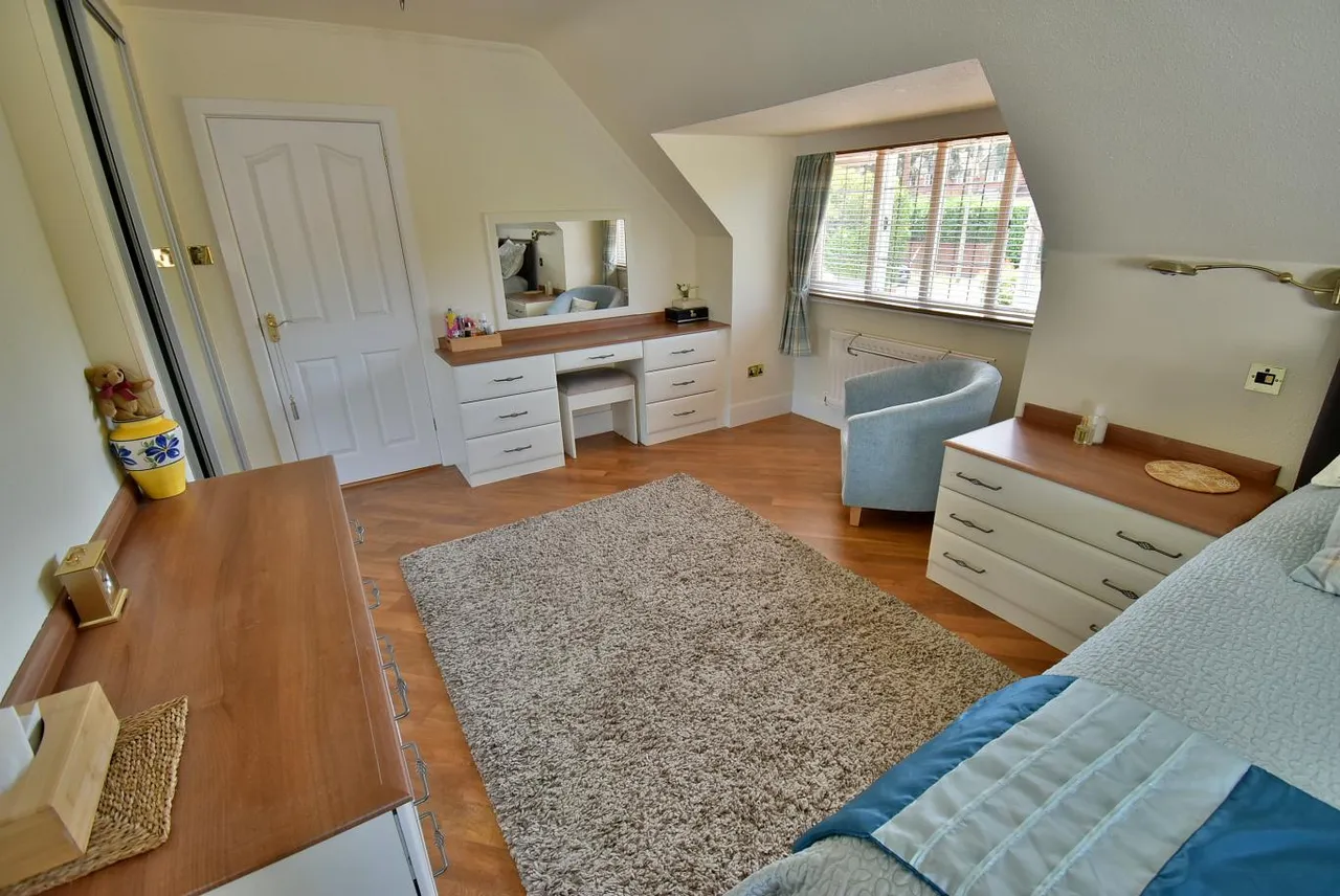 Moorlands, BH22, photo 21