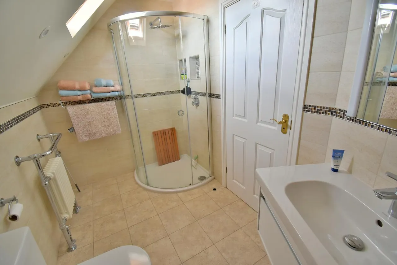 Moorlands, BH22, photo 23