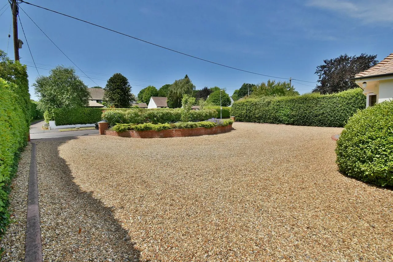 Moorlands, BH22, photo 30