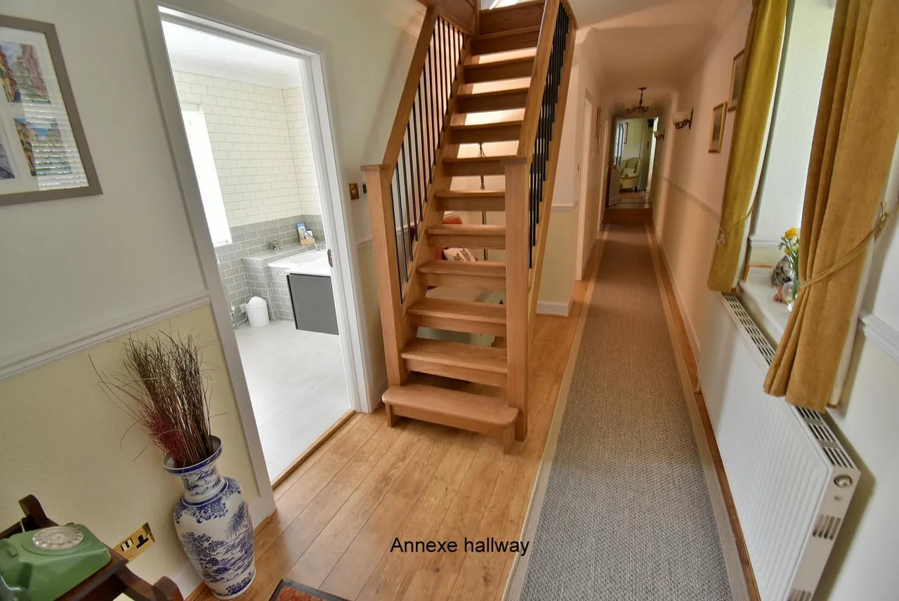Moorlands, BH22, photo 14