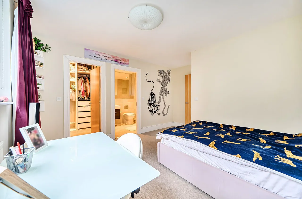 Parkwood Place, Winchester, SO22, photo 12