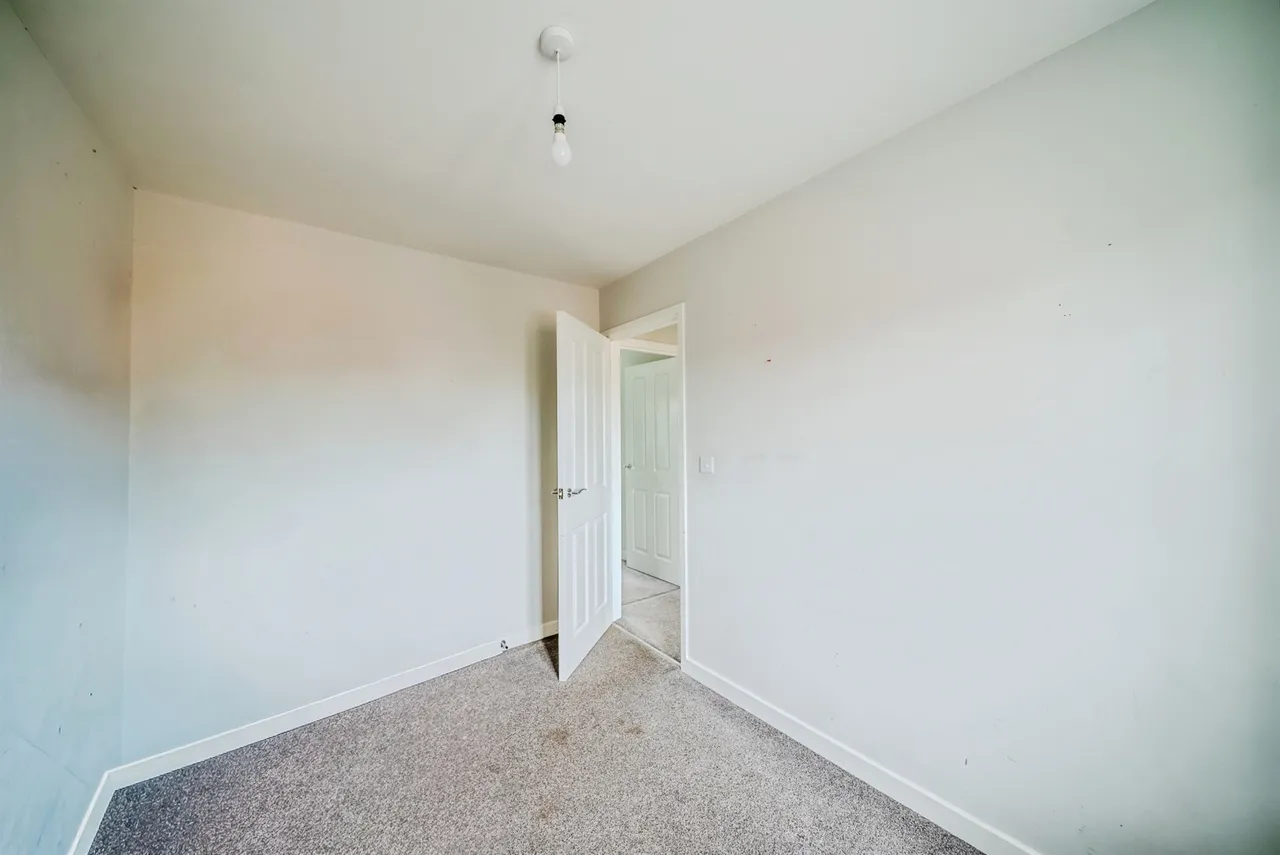 Dalesbred Avenue, Kingstone, HR2, photo 9
