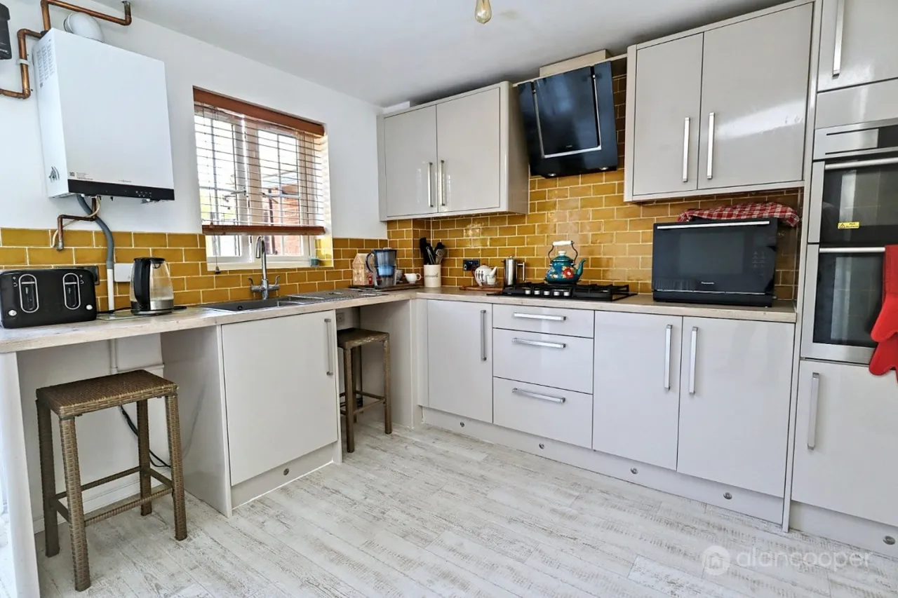The Evergreens, Nuneaton, CV10, photo 5