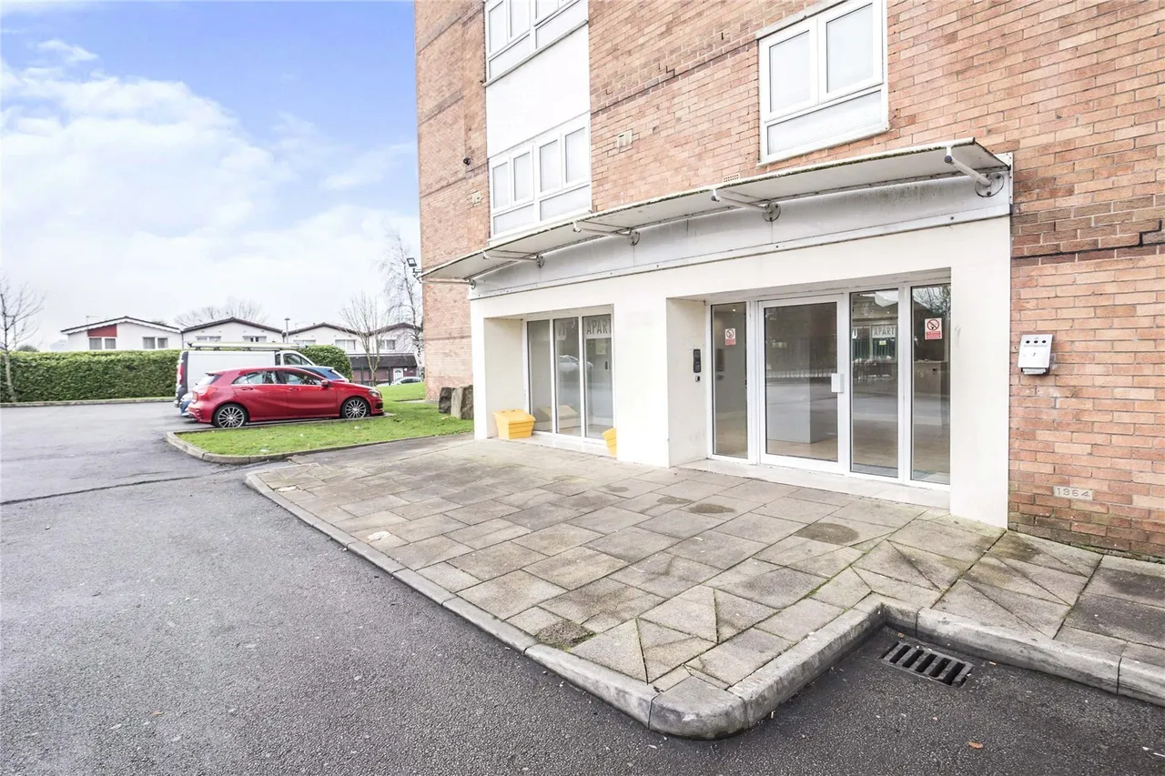Highclere Avenue, Salford, Greater Manchester, M7, photo 2