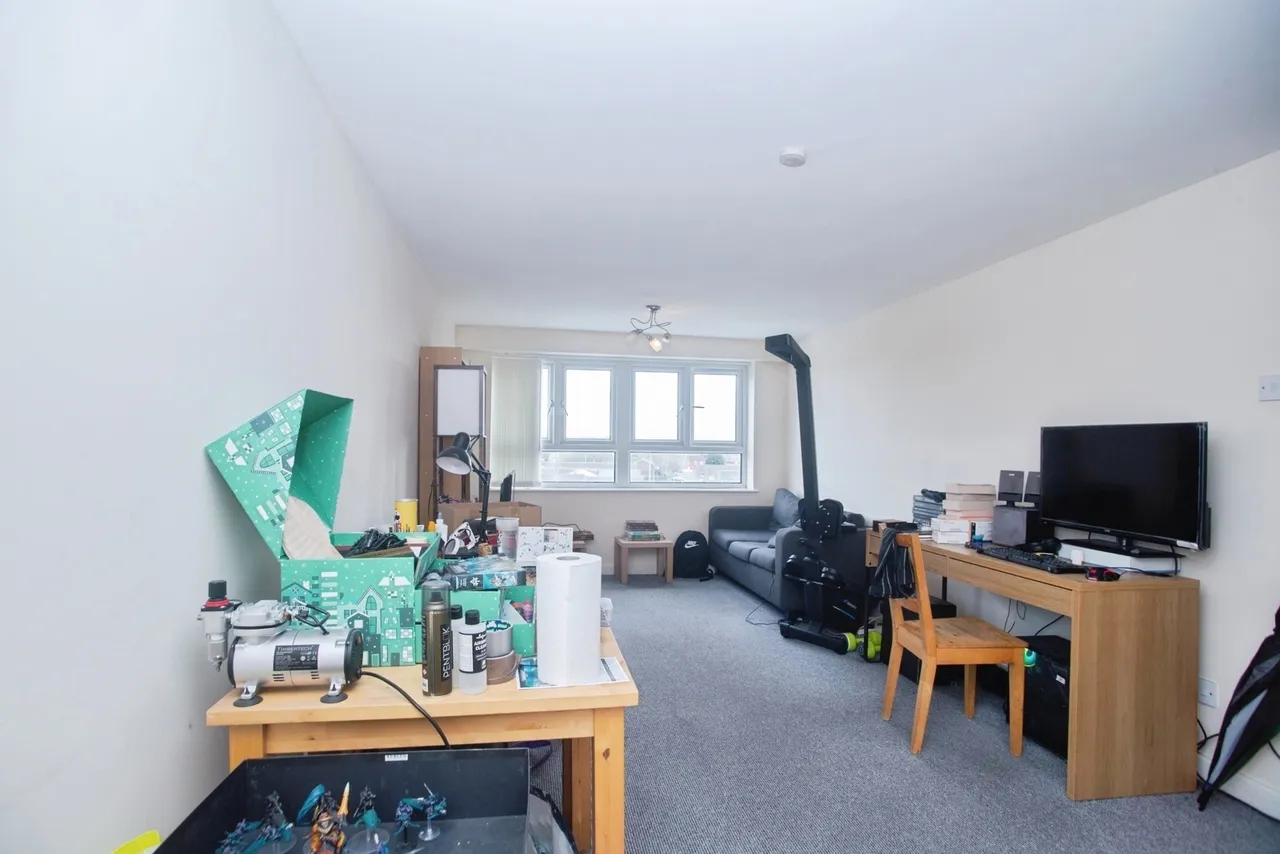 Highclere Avenue, Salford, Greater Manchester, M7, photo 3