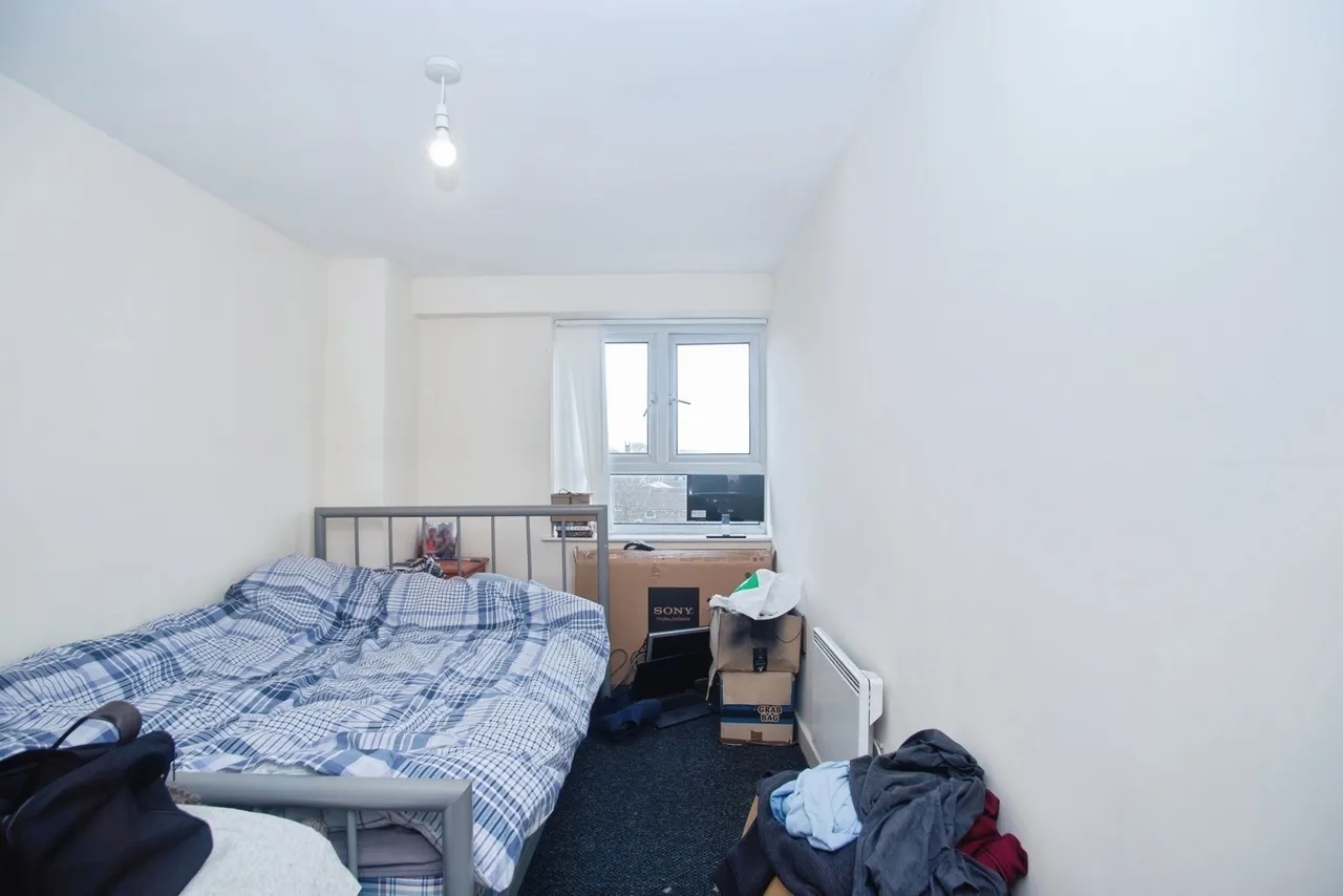 Highclere Avenue, Salford, Greater Manchester, M7, photo 8