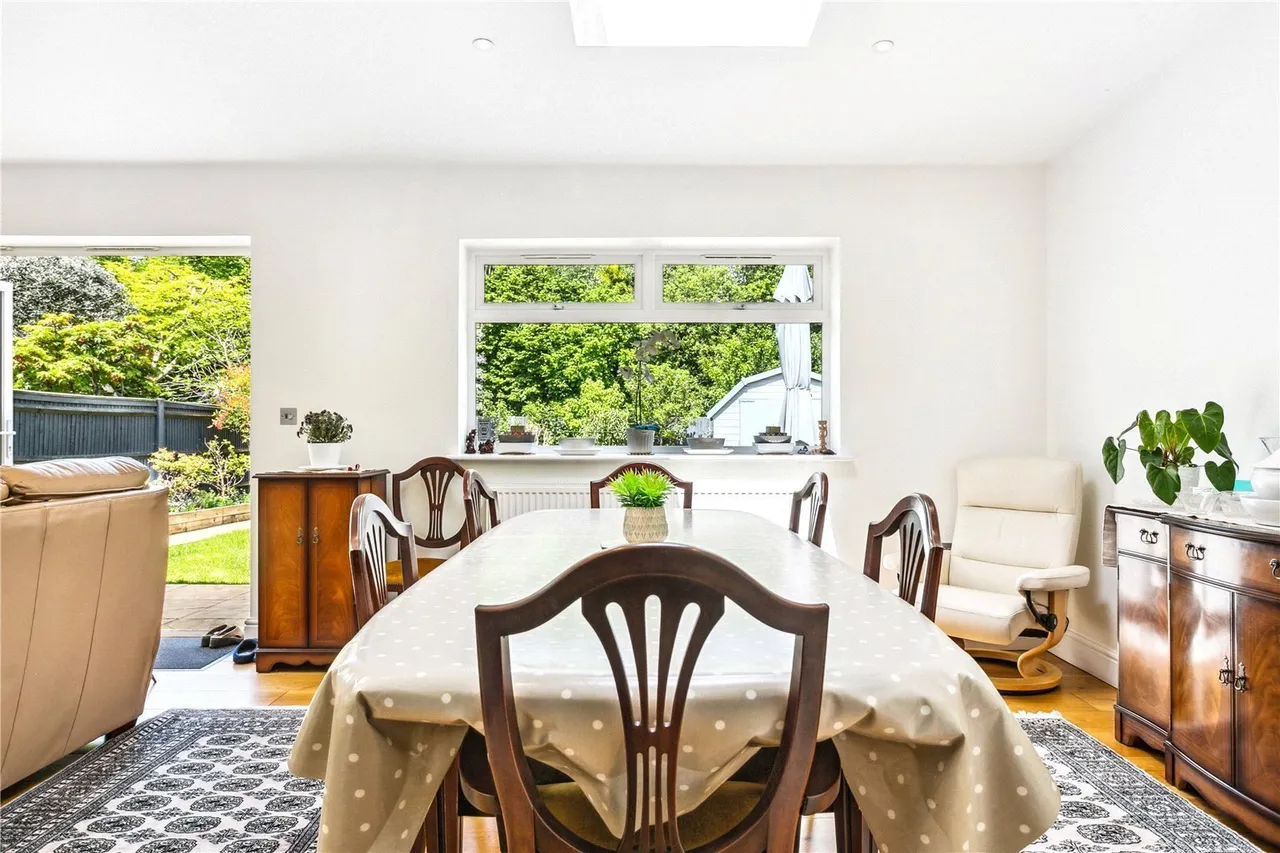 Chertsey Road, Twickenham, TW1, photo 5