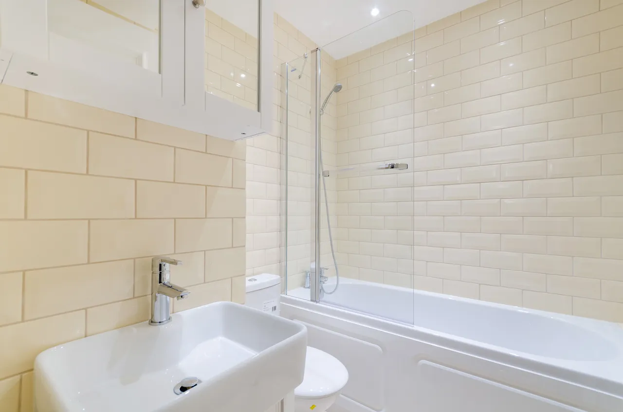 61 Forset Court, 140 Edgware Road, London, photo 5