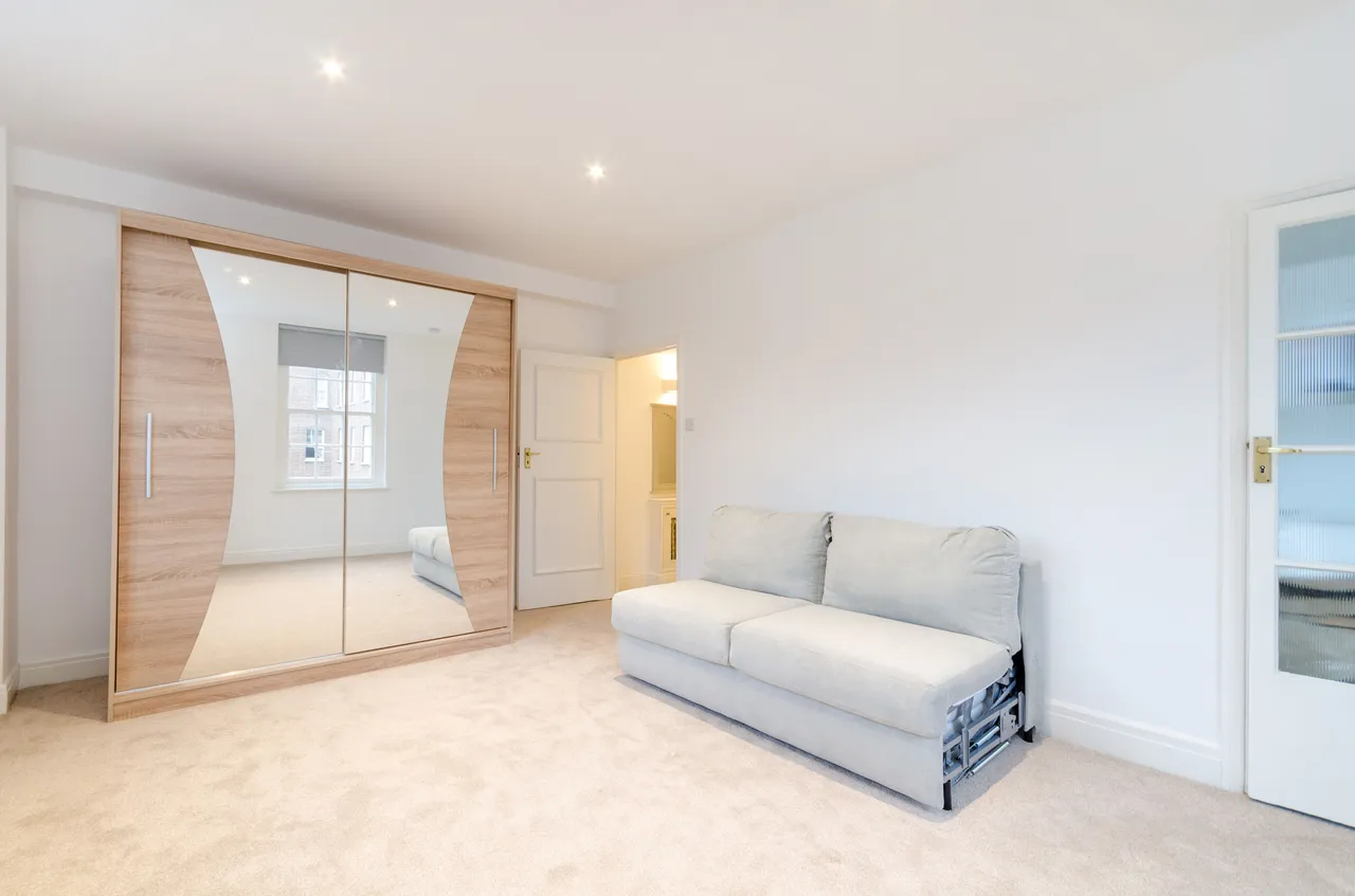 61 Forset Court, 140 Edgware Road, London, photo 4