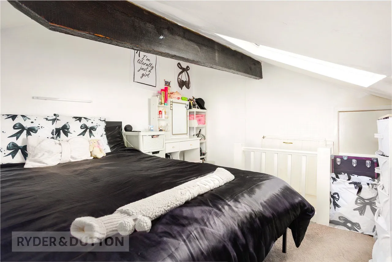 Carrhill Road, Mossley, OL5, photo 12