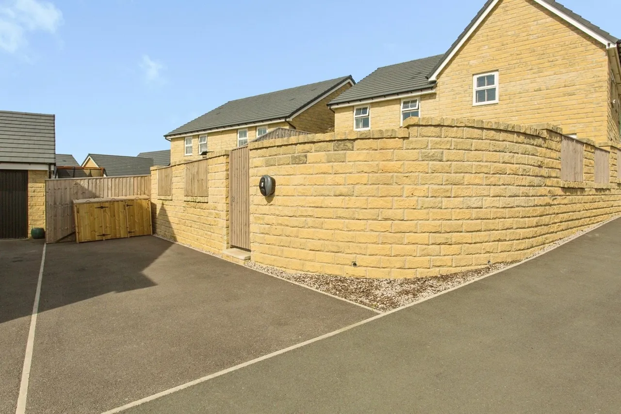 Redwing Road, Burnley, Lancashire, BB11, photo 21