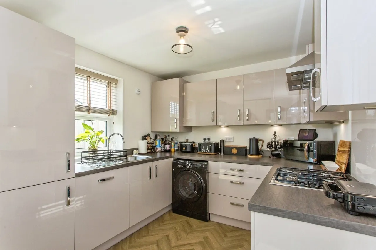 Redwing Road, Burnley, Lancashire, BB11, photo 2