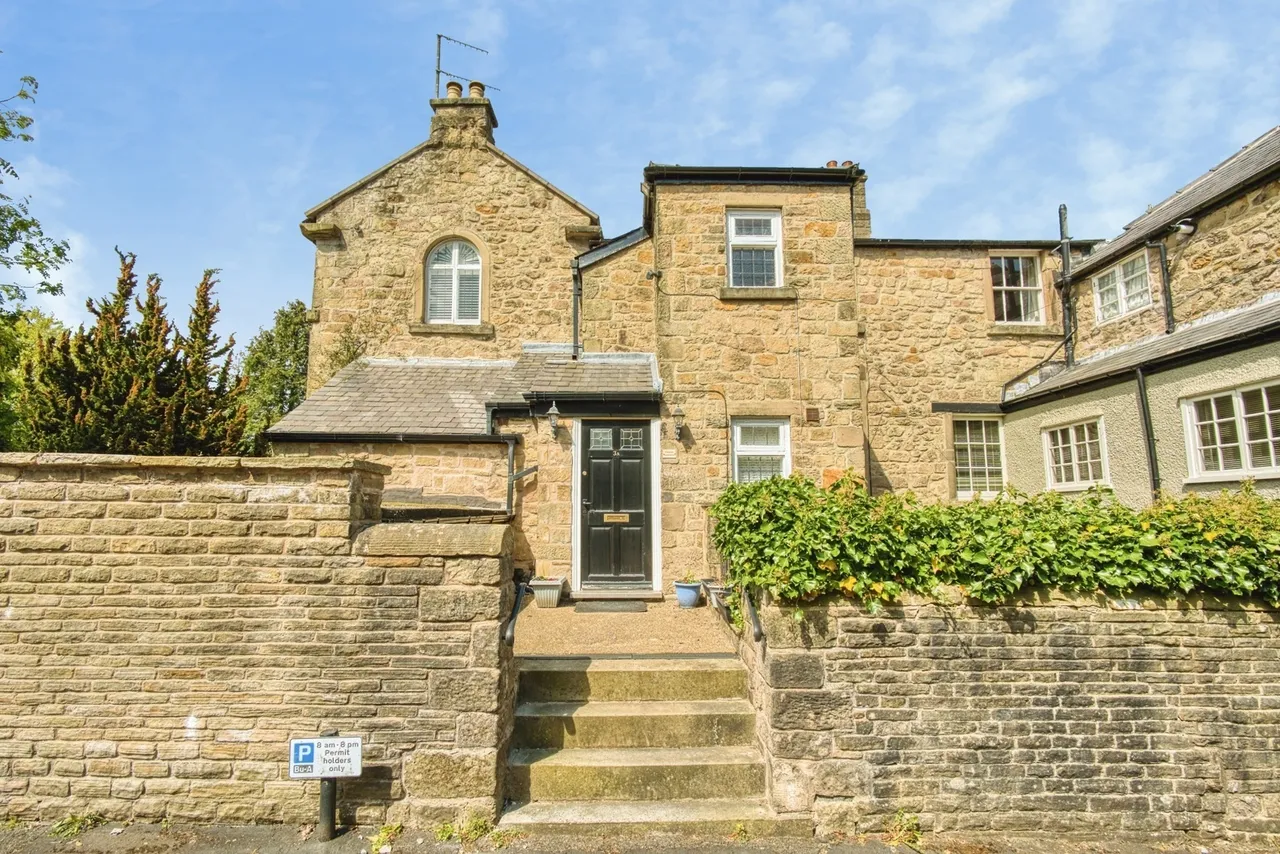 Broad Walk, Buxton, Derbyshire, SK17, photo 21