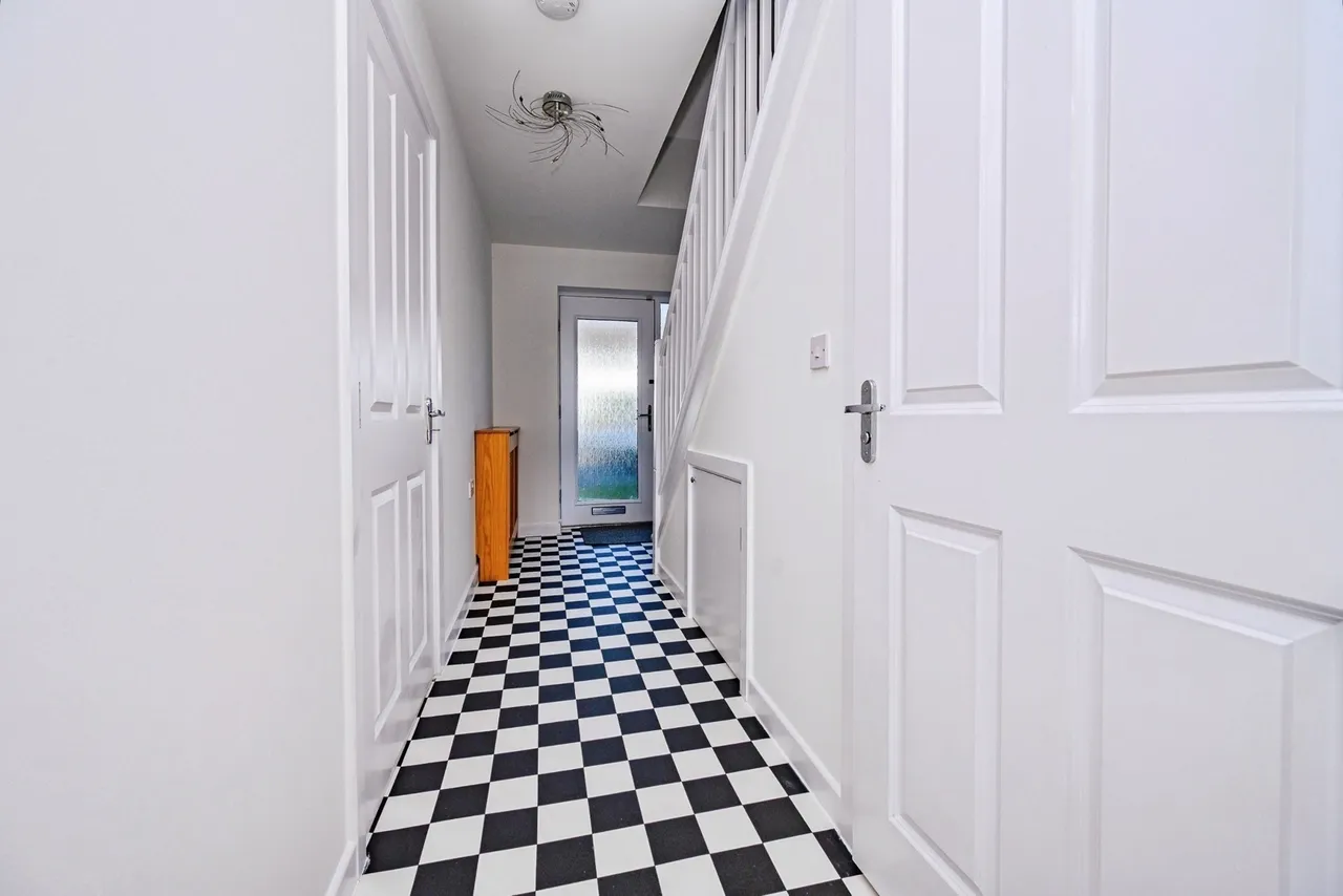 Leicester Road, Luton, Bedfordshire, LU4, photo 9