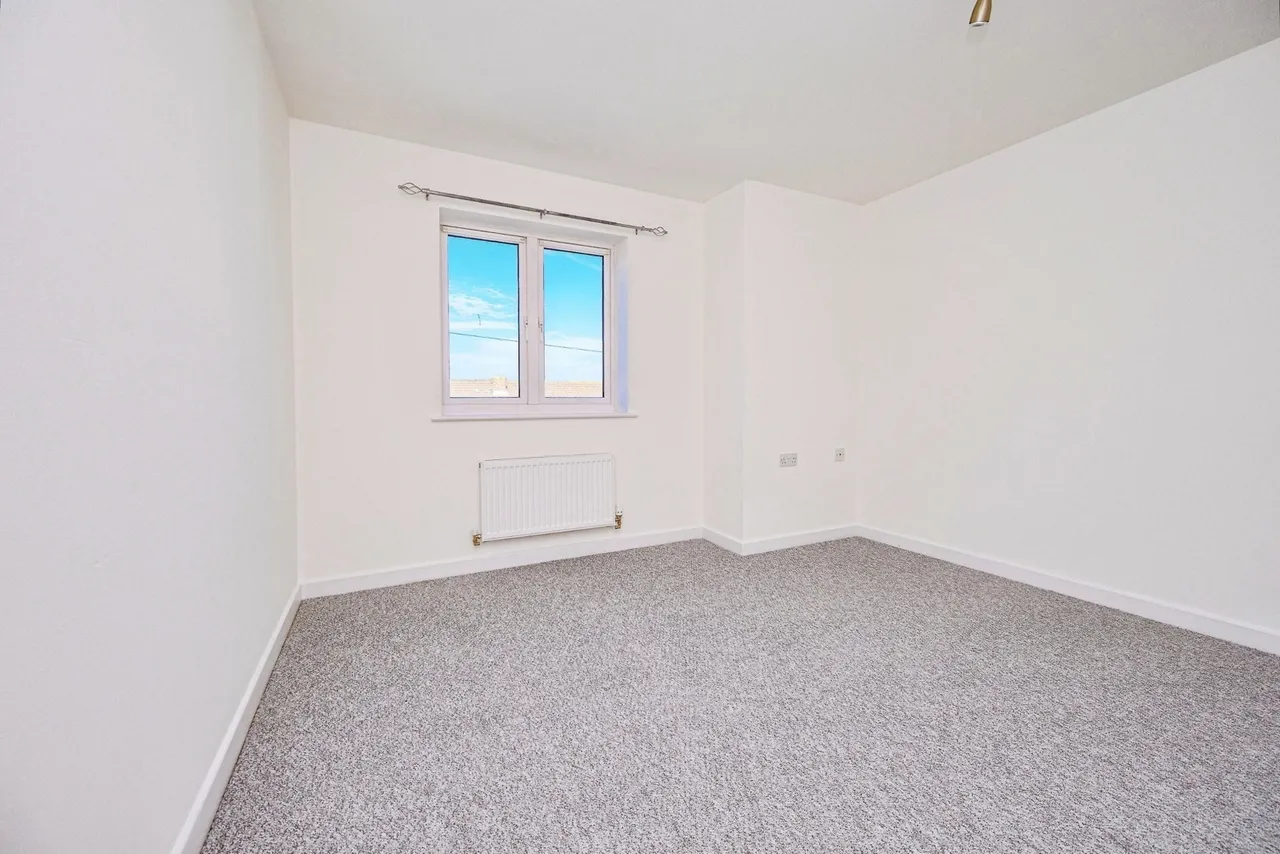 Leicester Road, Luton, Bedfordshire, LU4, photo 11
