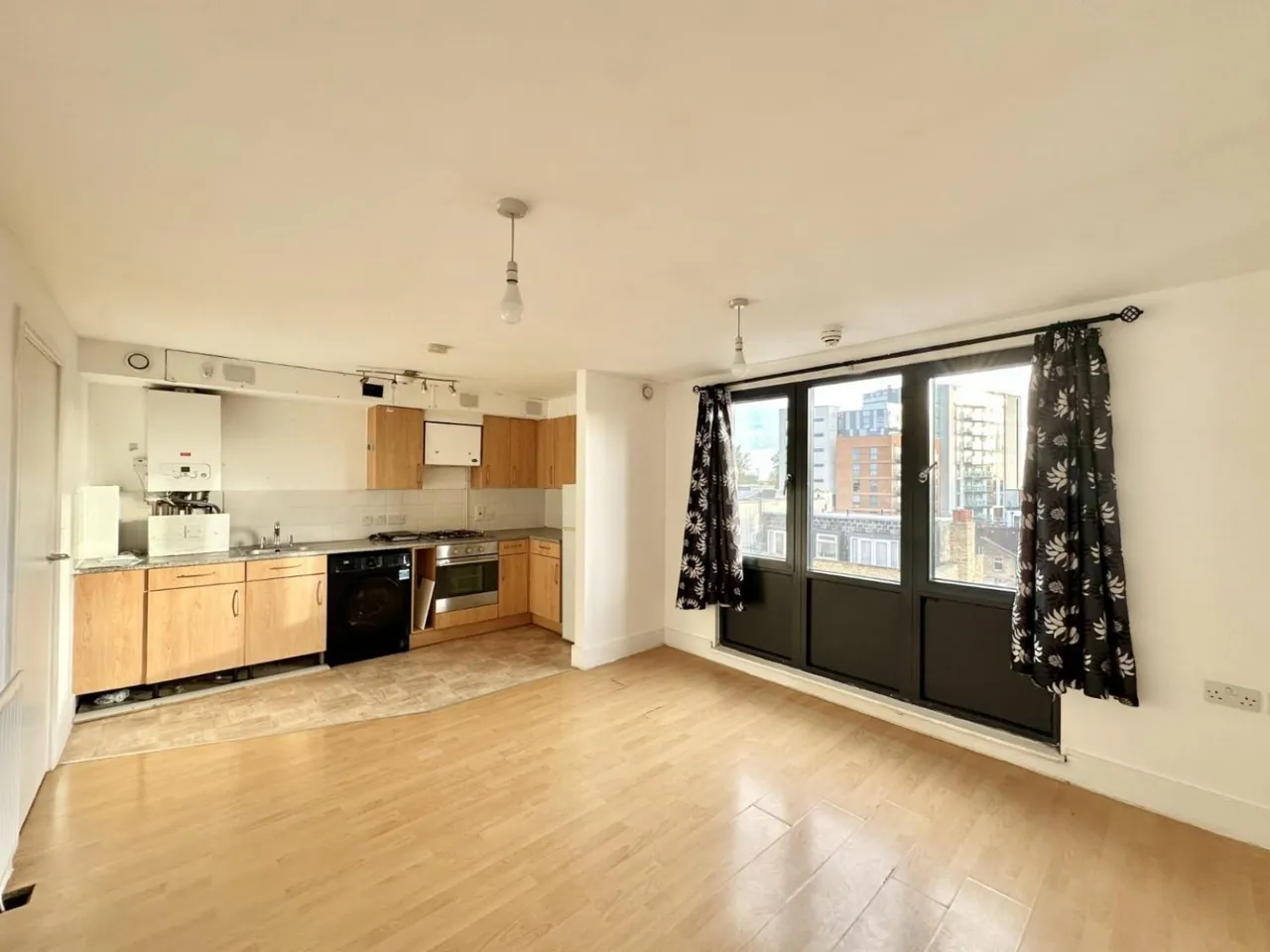 Clayton Road, Hayes, UB3, photo 4