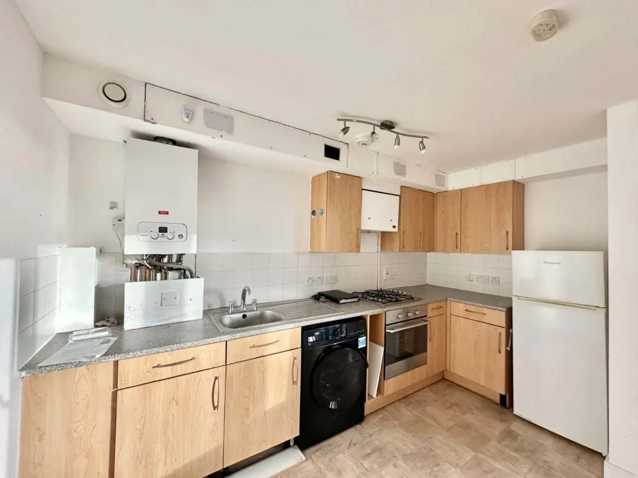 1 bed flat for sale, Clayton Road, Hayes, UB3