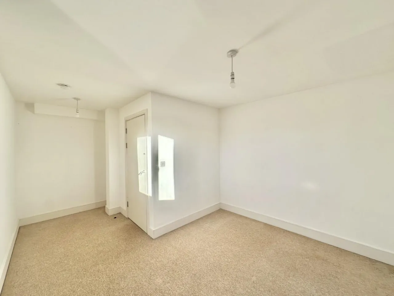 Clayton Road, Hayes, UB3, photo 7