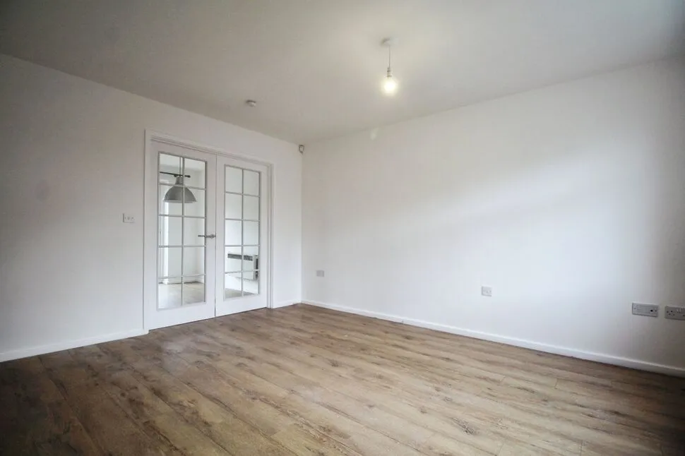 Stanhall Mews, Stanningley, LS28, photo 3