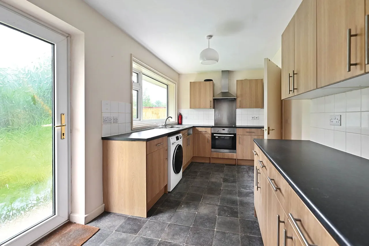 Horton Road, Stanwell Moor, TW19, photo 6