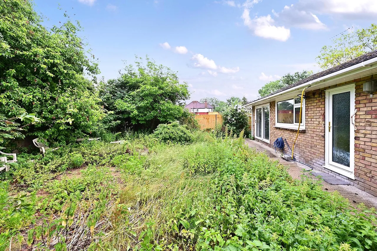 Horton Road, Stanwell Moor, TW19, photo 14
