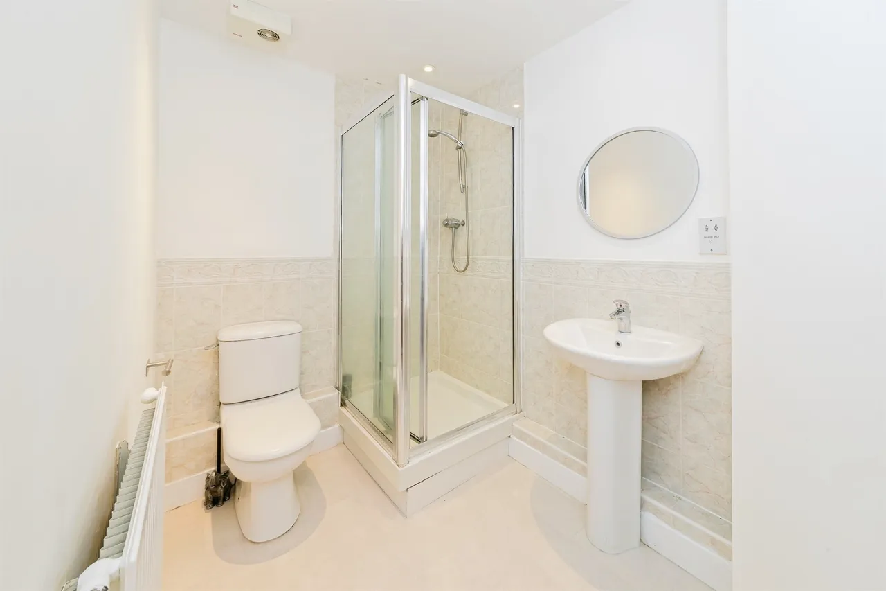 Boltro Road, Haywards Heath, RH16, photo 9