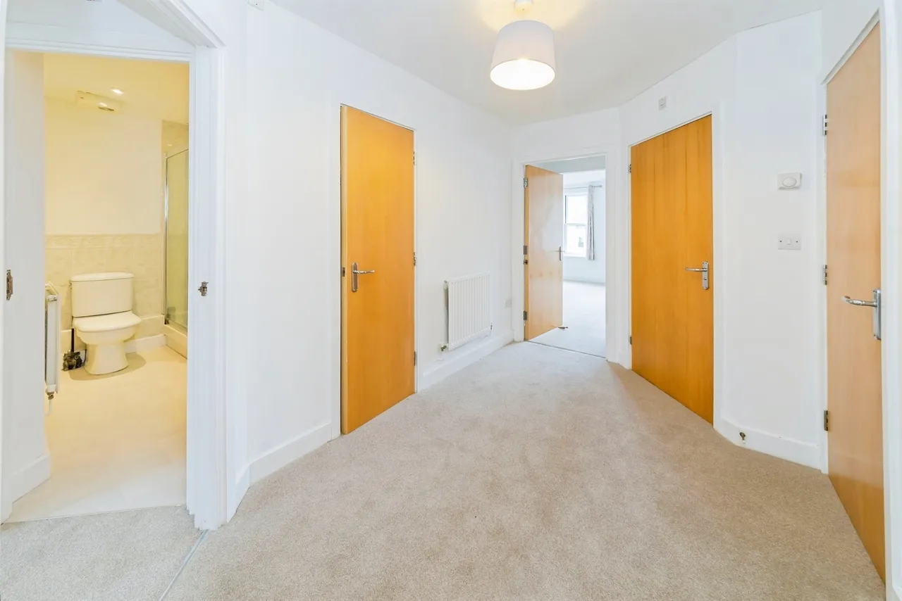 Boltro Road, Haywards Heath, RH16, photo 5