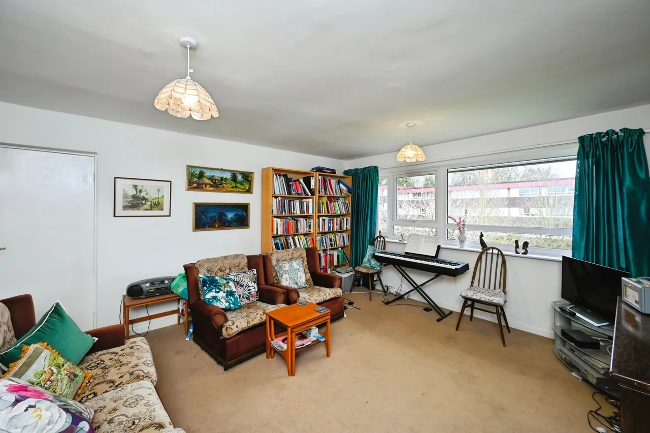 Elm Close, NOTTINGHAM, Nottinghamshire, NG3, photo 12