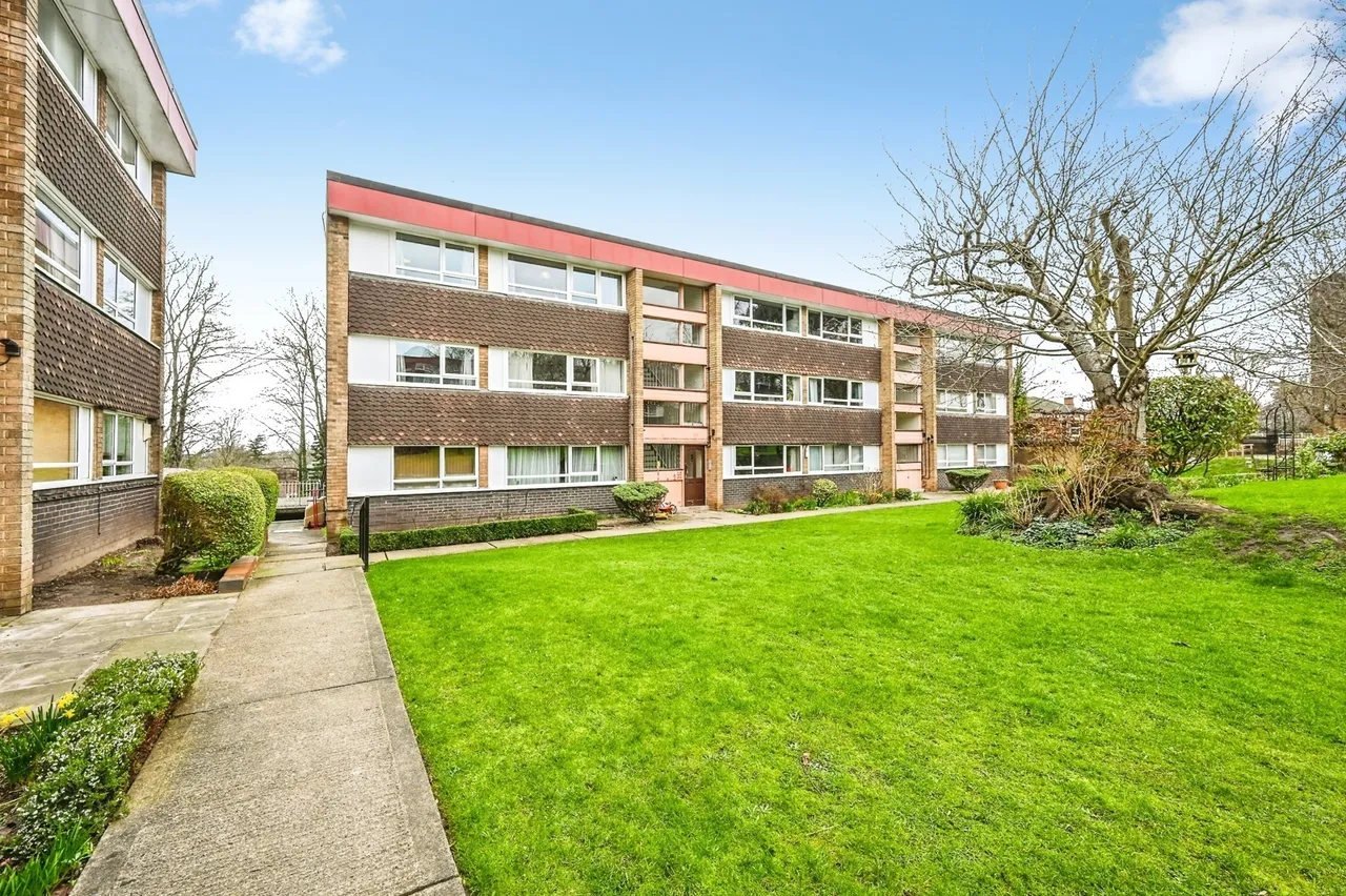 Elm Close, NOTTINGHAM, Nottinghamshire, NG3, photo 2
