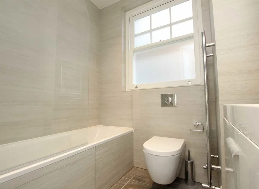 Finchley Road, Golders Green, NW11, photo 5
