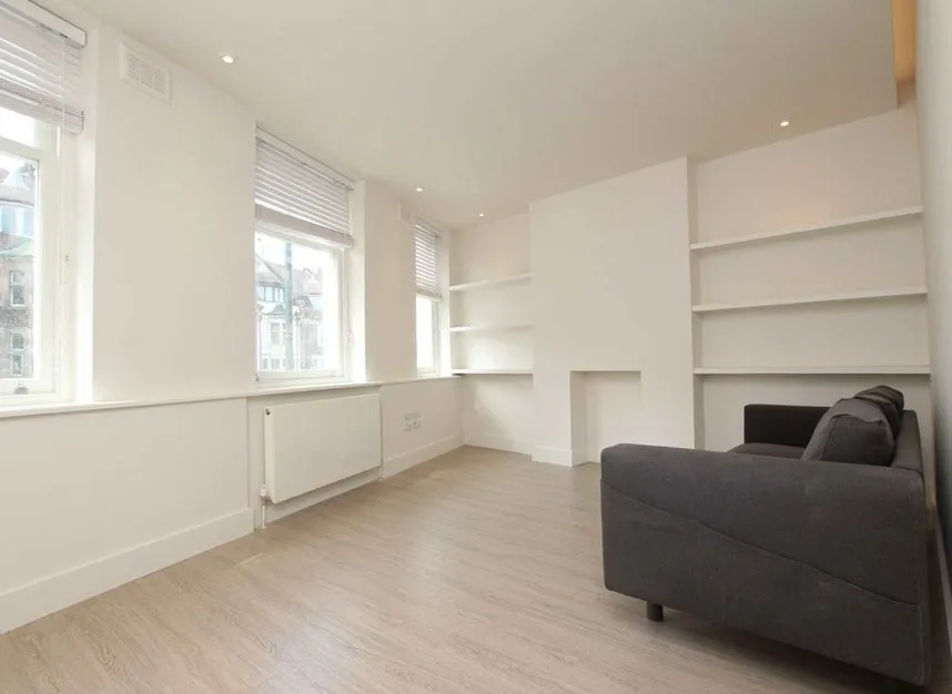 Finchley Road, Golders Green, NW11, photo 2