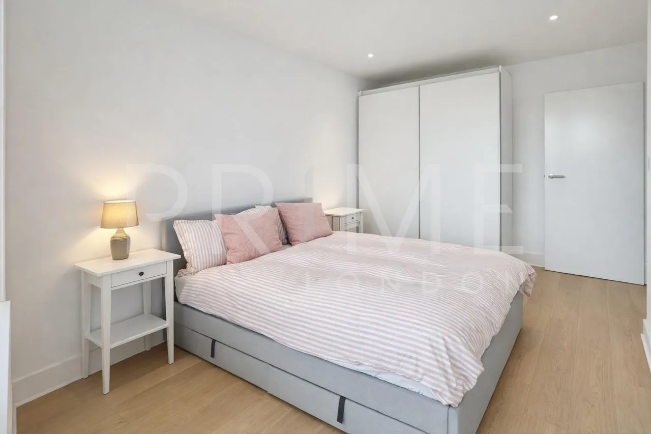Lombard Road, Battersea, SW11, photo 7