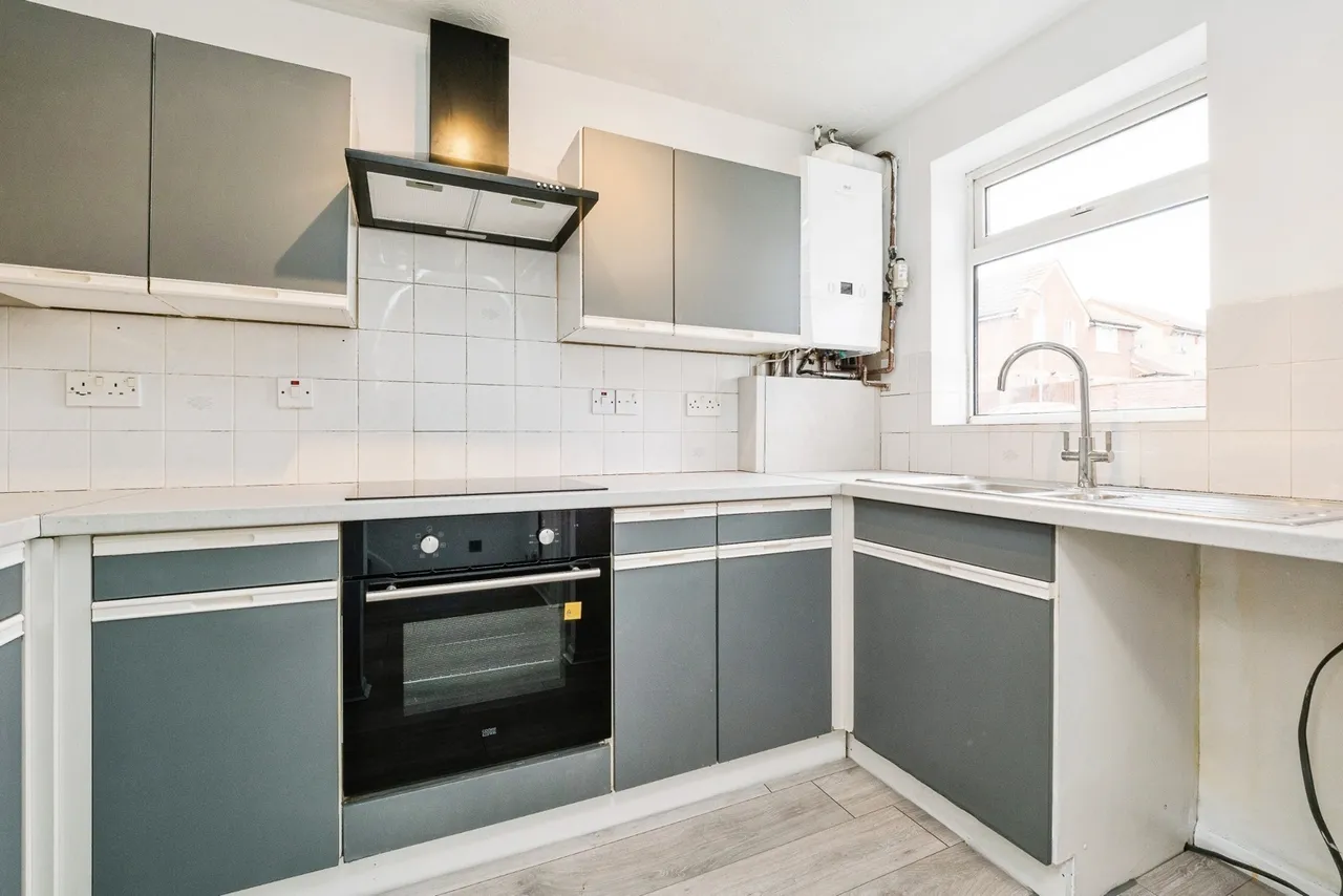 St. Michaels Close, Aveley, South Ockendon, Essex, RM15, photo 6