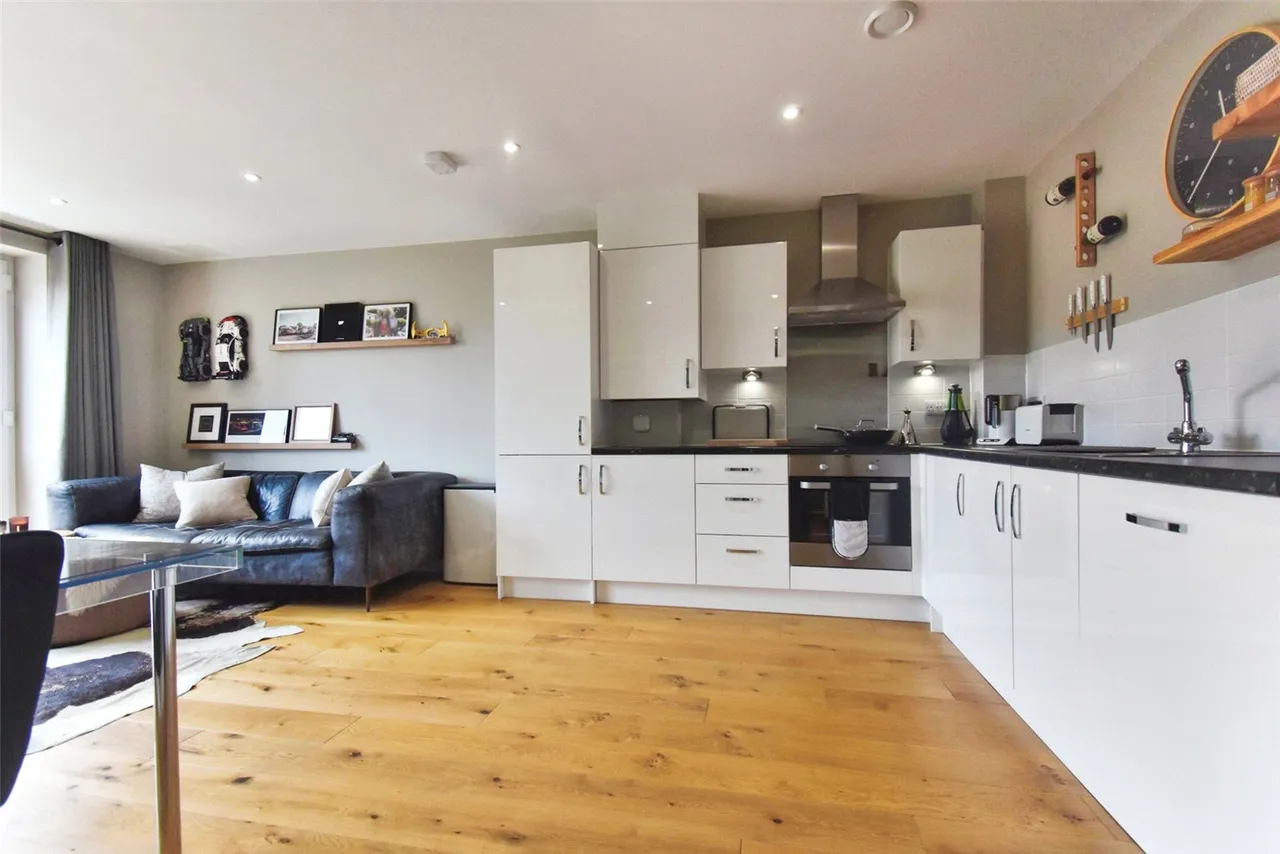 Exchange Close, Aldershot, Hampshire, GU11 2FD, photo 7