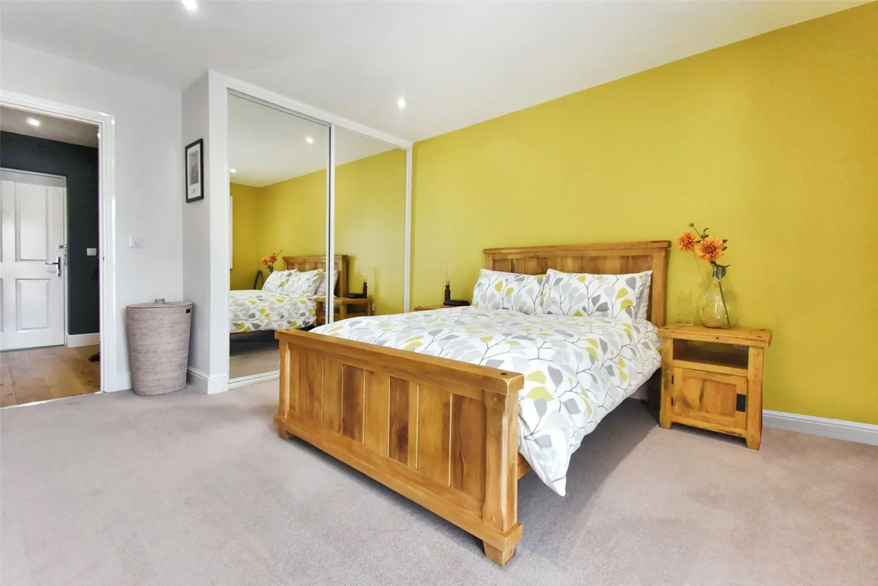 Exchange Close, Aldershot, Hampshire, GU11 2FD, photo 8