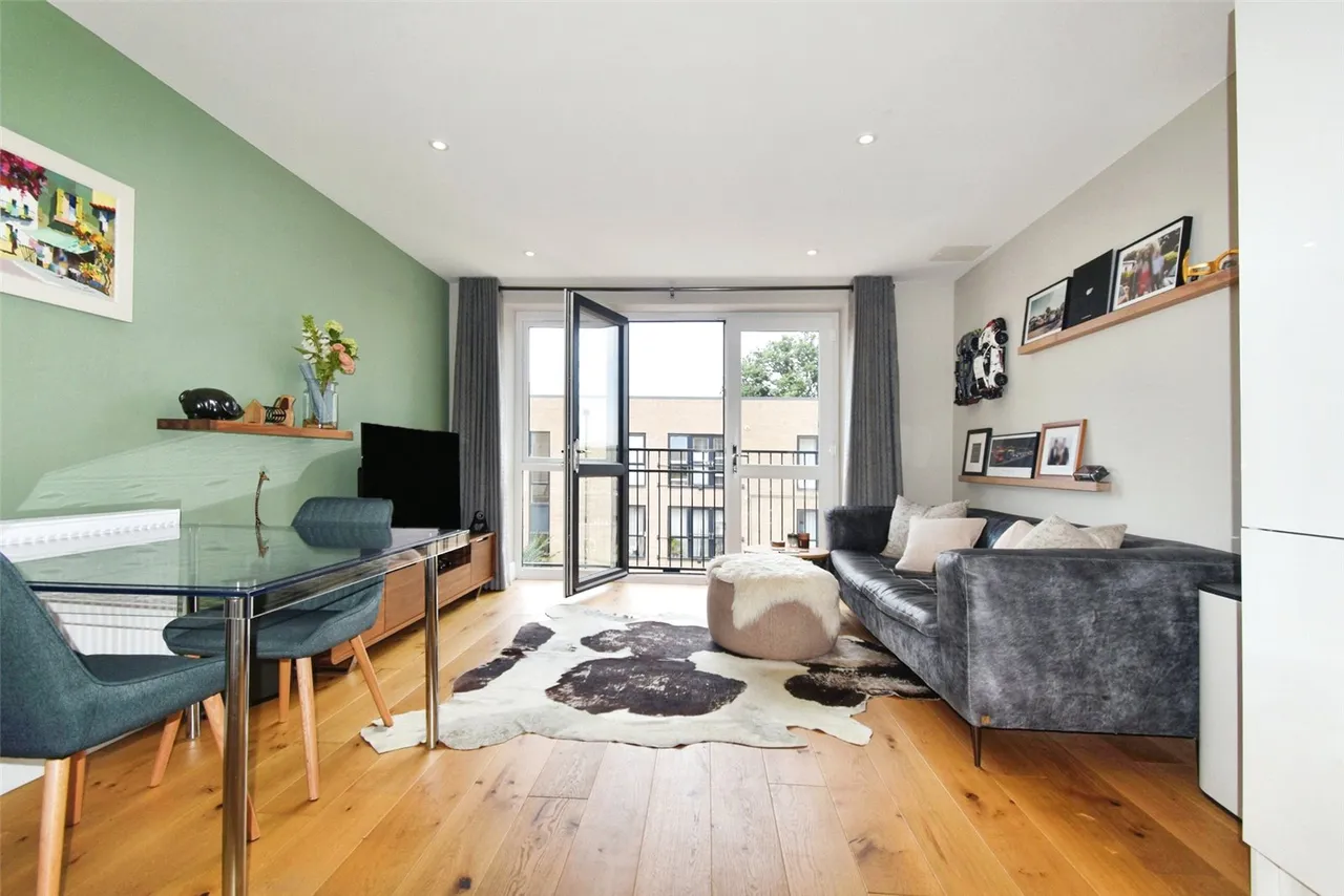 Exchange Close, Aldershot, Hampshire, GU11 2FD, photo 6